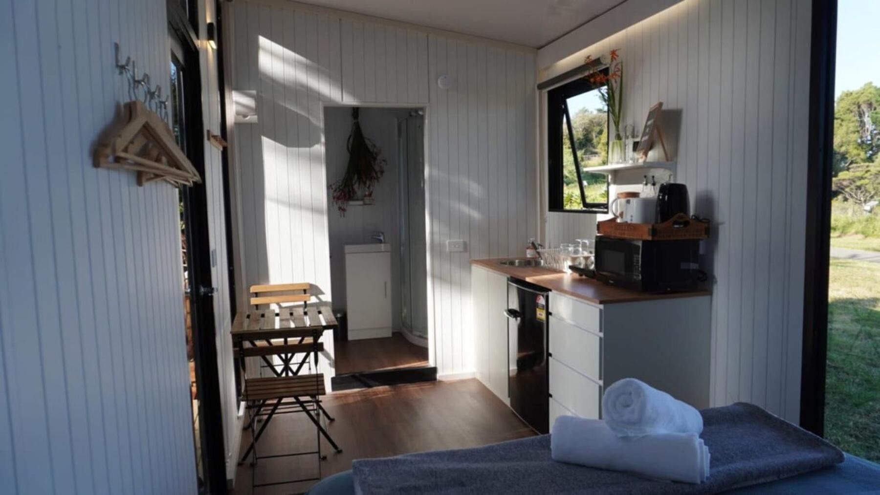 The Kauri Getaway By Tiny Away Villa Waitoki Exterior photo